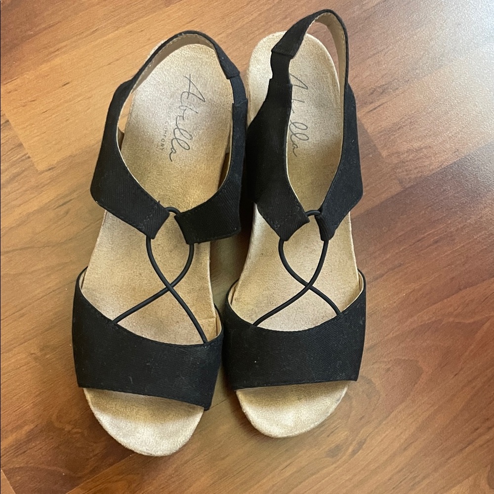 Ariella Black Strappy Women's Sandals